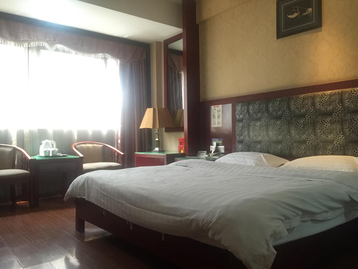 Yile Hotel Γκουανγκζού Εξωτερικό φωτογραφία
